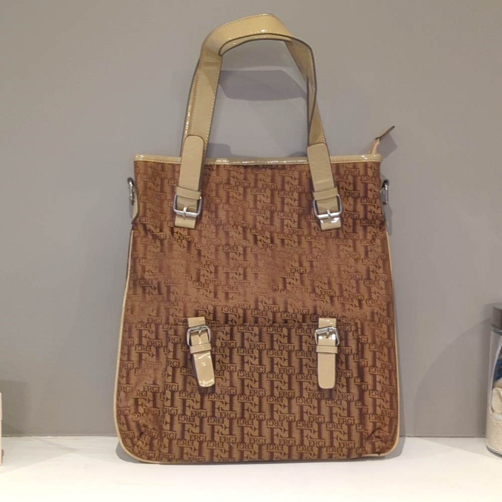 Fergi  Italian brand purse